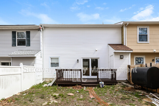 Building Photo - 37 Berkshire Rd