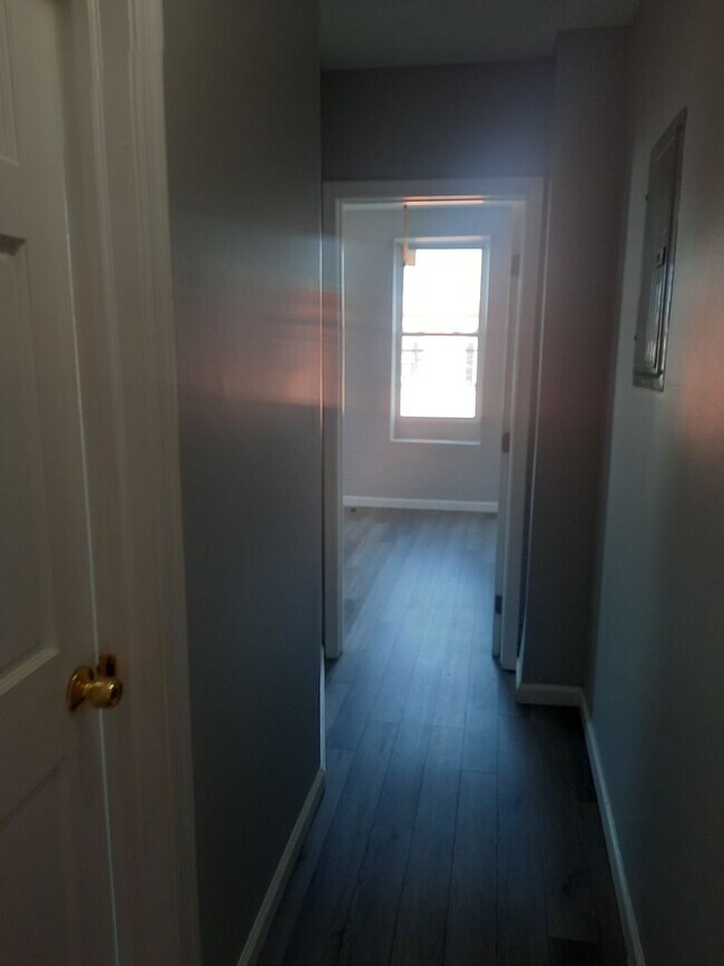 Building Photo - Cute Apartment for Rent