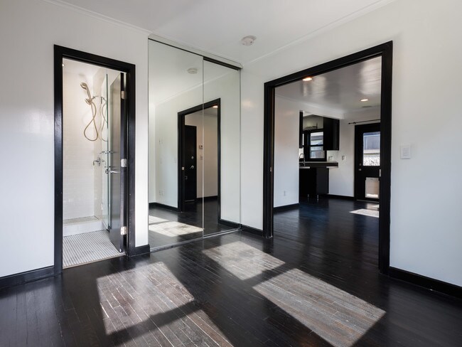 Great Closets - 1259 N Genesee Ave