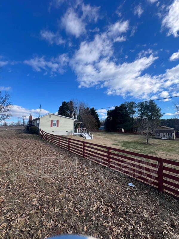 Building Photo - 1244 Mountain View Rd