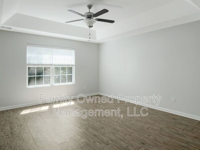 Building Photo - 8968 E Cat Tail Pond Rd