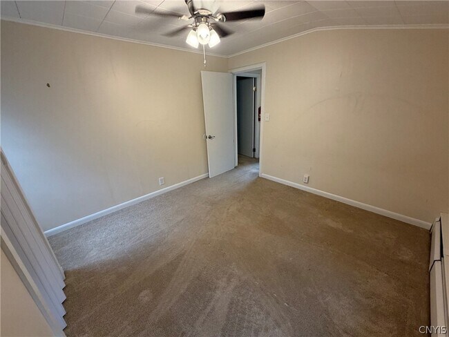 Building Photo - 104 Orchard Ave