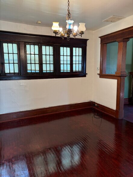 Building Photo - 90 Hoyt St