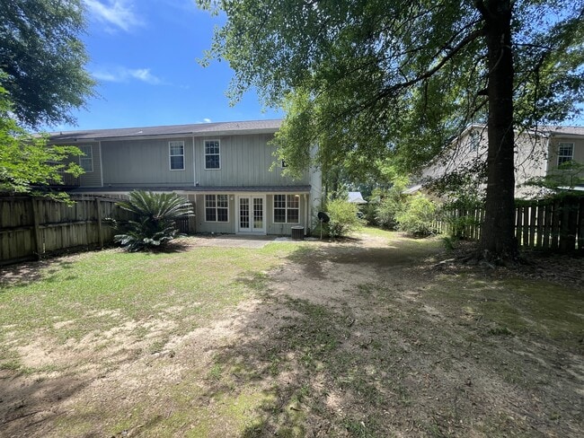 Building Photo - 112 Candle Brook Dr