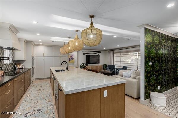 Building Photo - 8531 E Monterey Way