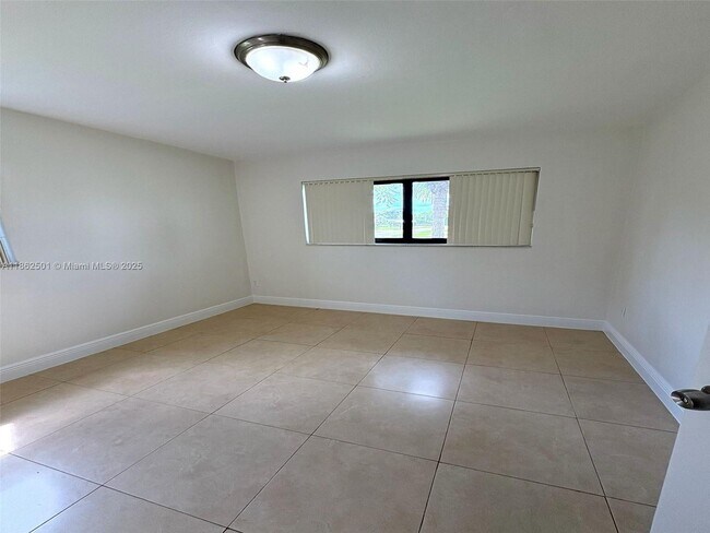 Building Photo - 10431 SW 54th St