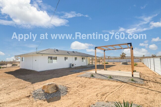 Building Photo - Desert Serenity Meets Modern Comfort in La...