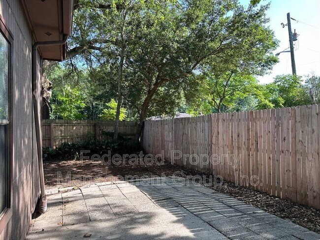 Building Photo - 3834 Windridge Ct