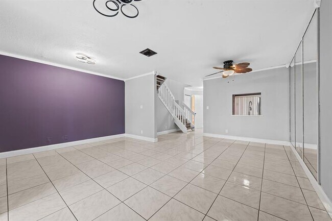 Building Photo - 4902 NW 82nd Ave