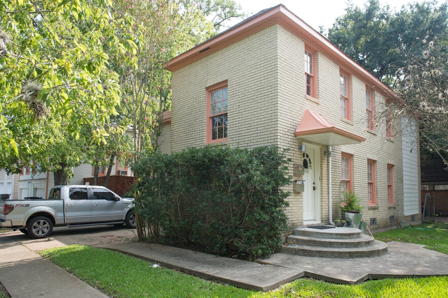 Building Photo - 1968 Dryden