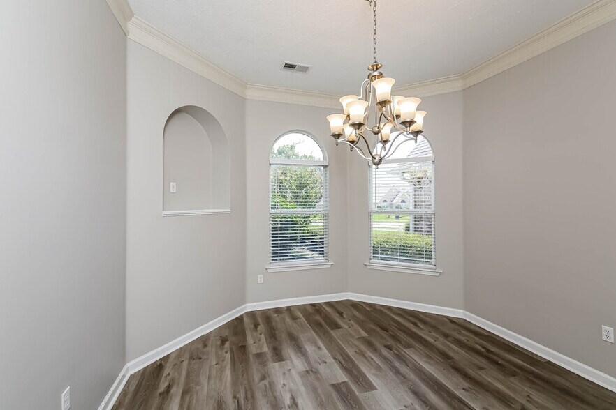 Building Photo - 4187 Destin Dr