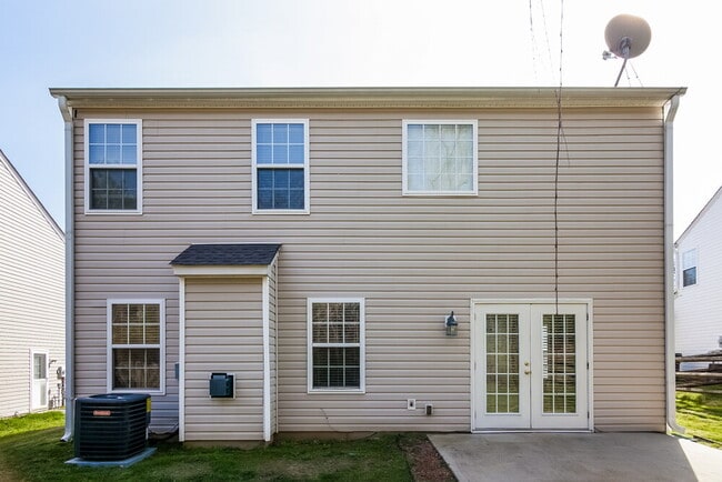 Building Photo - 10619 Haddington Dr