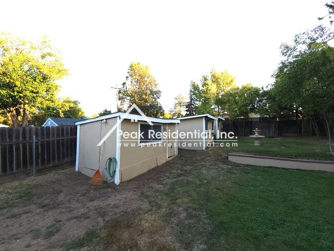 Building Photo - Nice 3bd/1.5 ba Carmichael Home With RV Access!