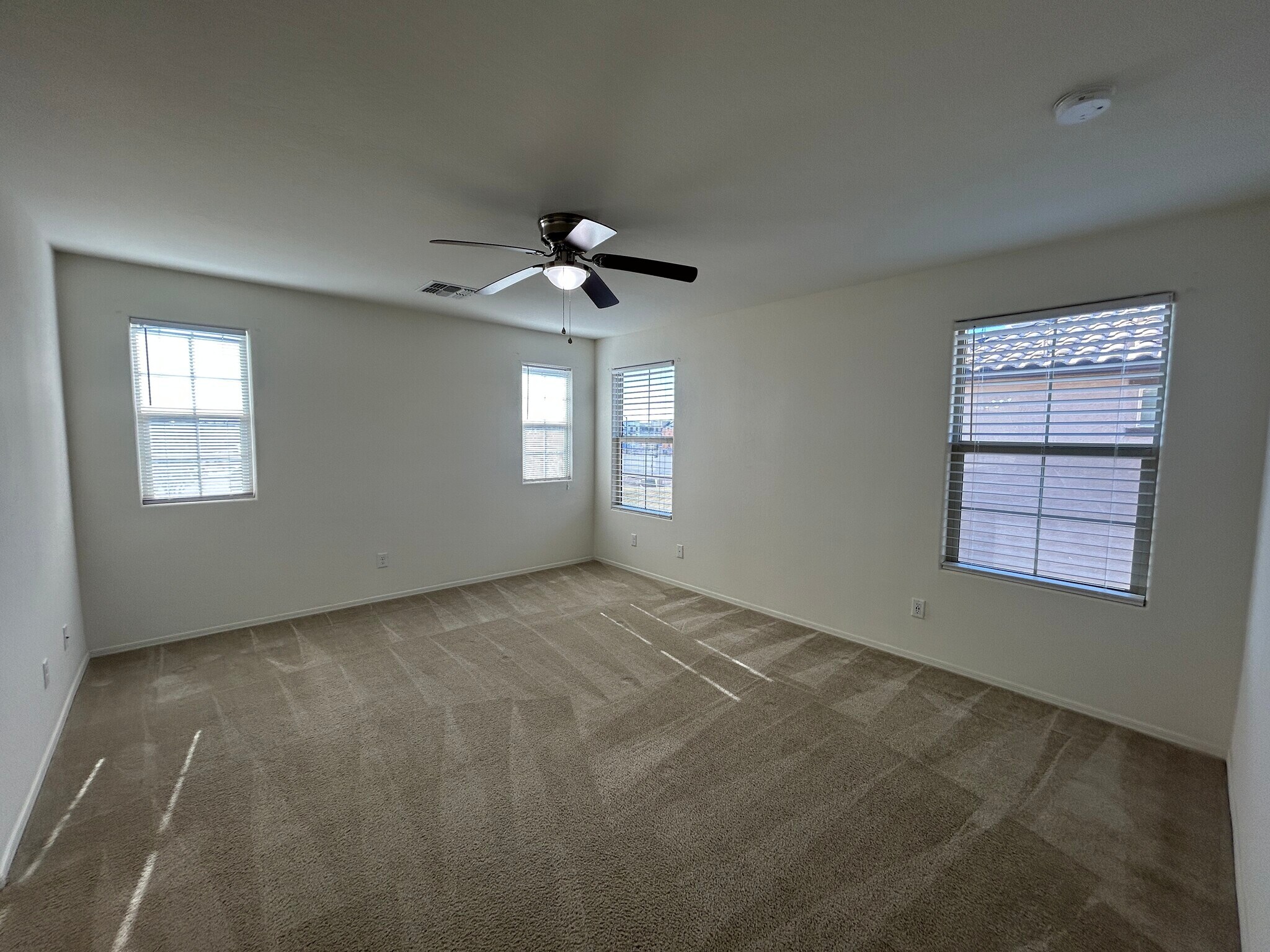 Building Photo - 2964 S Washington St