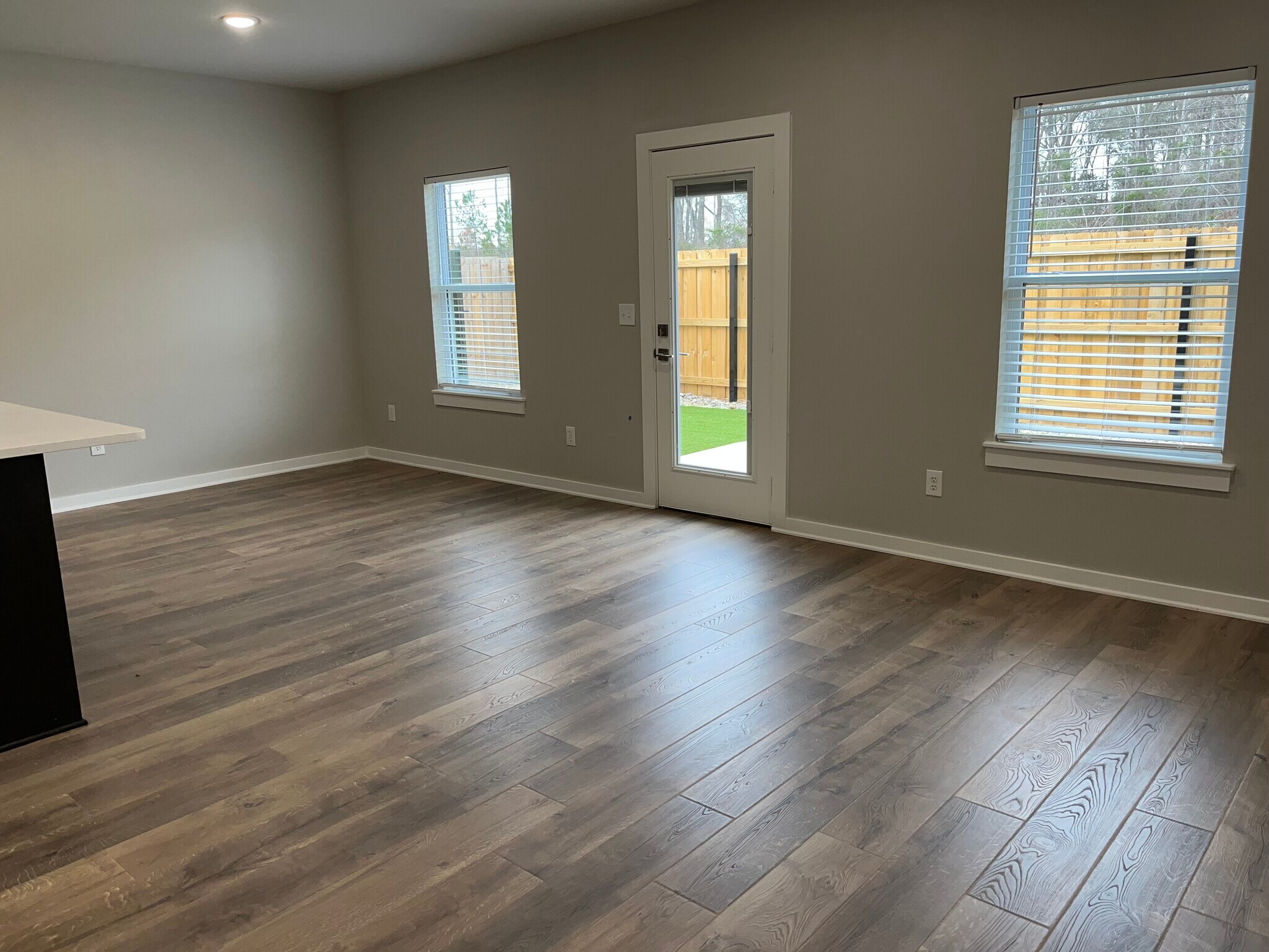 Flex Space - 10588 Brothers Ln