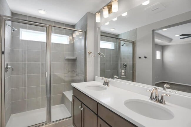 Building Photo - 18932 High Point Blvd