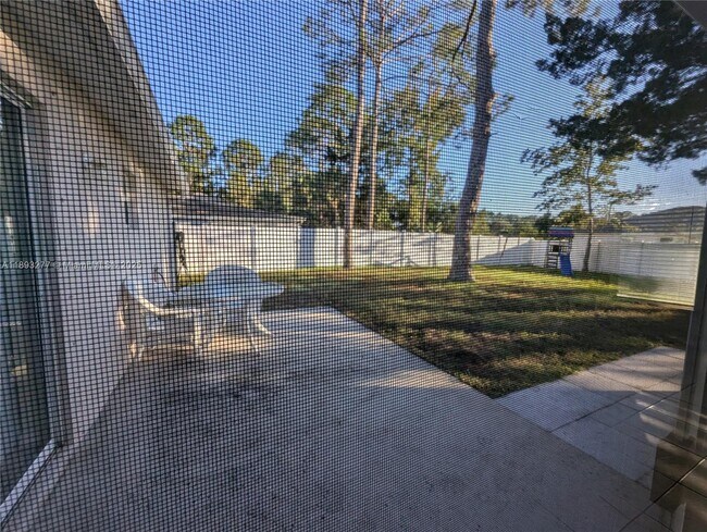 Building Photo - 78 Pine Grove Dr