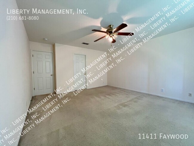 Building Photo - Single story home in the gated Heights at ...