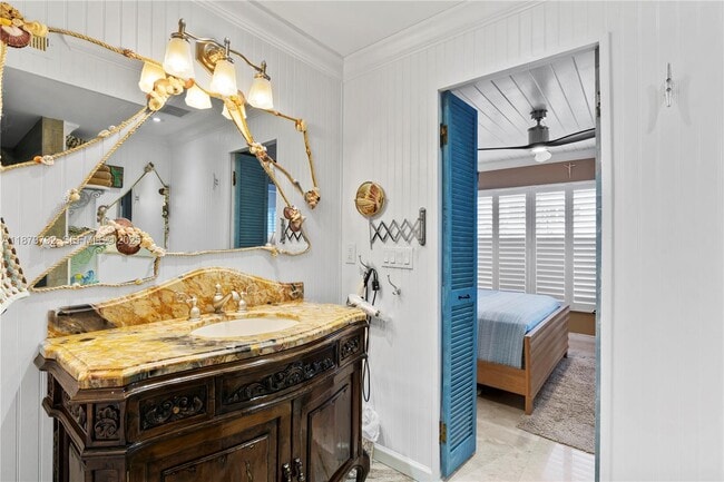 Building Photo - 3550 Galt Ocean Dr