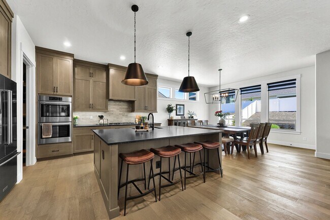 Building Photo - House for Lease in the Hills of Dry Creek Ranch