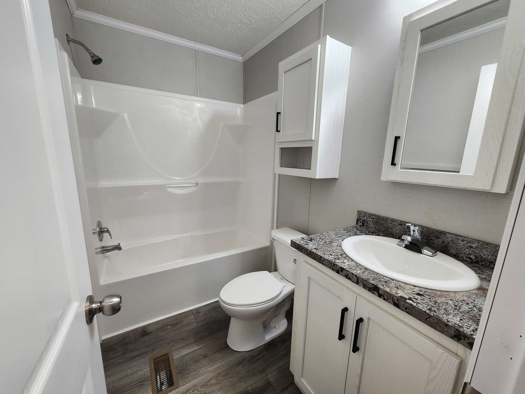Building Photo - 3629 Cedar Loop