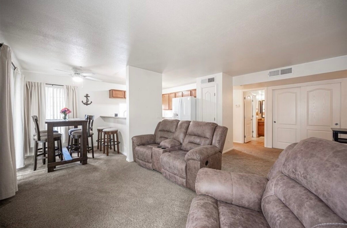 Building Photo - 2110 Sealion Dr