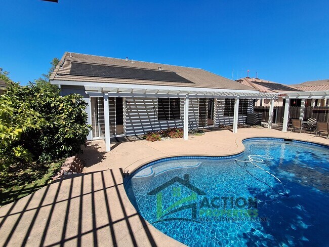 Building Photo - 7197 Marblethorpe Dr