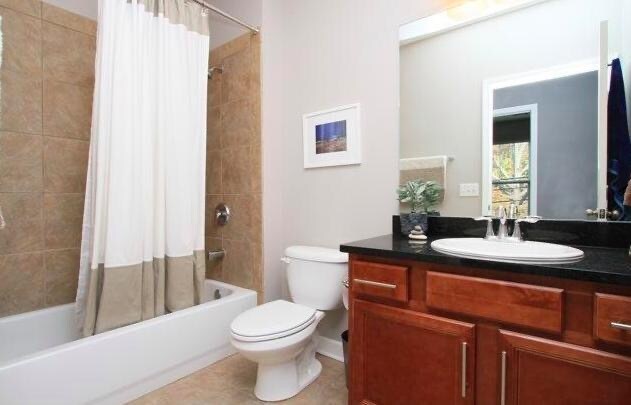 Second bathroom located across from second bedroom. - 2310 Elliott Ave