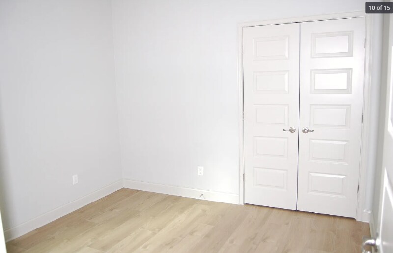Building Photo - 377 Palm Dr