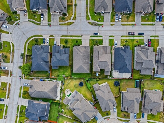 Building Photo - 15114 Winthrop Manor Way