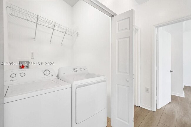 Building Photo - 2316 Coral Reef 4705