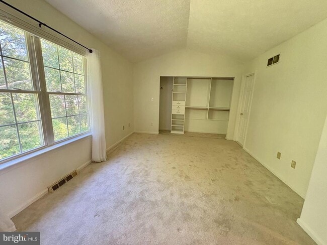 Building Photo - 2814 Meredith Ct