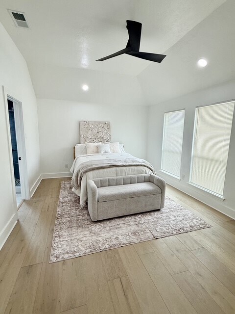 Building Photo - 3419 Southdown Dr
