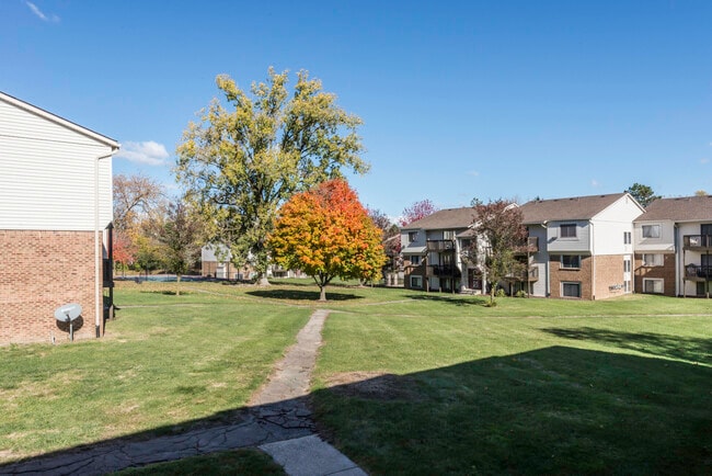 Building Photo - 30078 W 12 Mile Rd