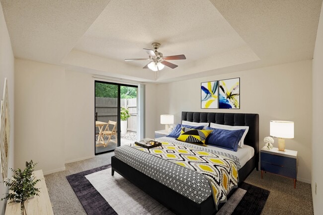 Building Photo - Waterford Place Apartments & Townhomes