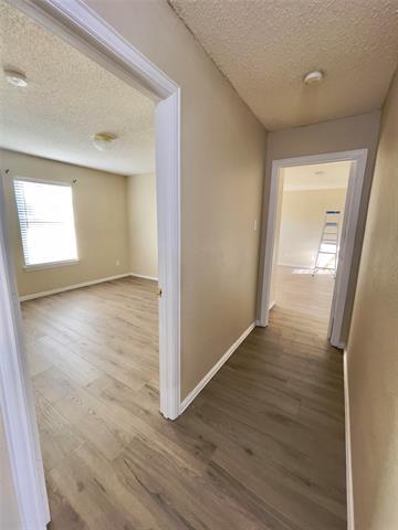 Building Photo - 1046 Palomino Dr