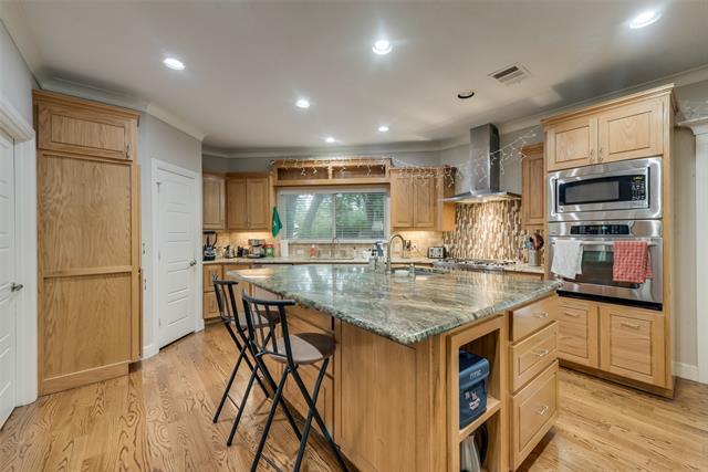 Building Photo - 6119 Hudson St