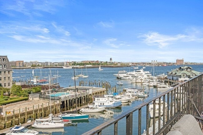 Building Photo - 33 Commercial Wharf