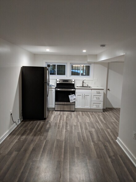 Building Photo - 5615 2nd St NW