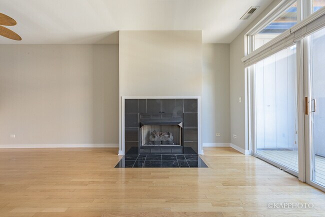 Building Photo - 1141 W Washington Blvd