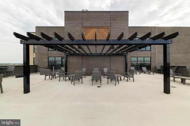 Building Photo - 218 Arch St