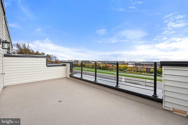 Building Photo - 23142 Horseshoe Trl Sq