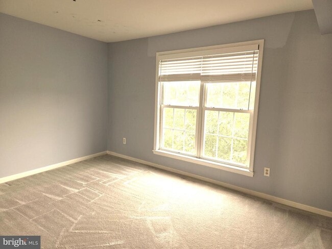 Building Photo - 12 Owens Landing Ct