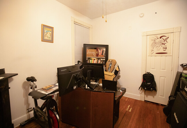 Bedroom 2 / Office - 705 N 27th St