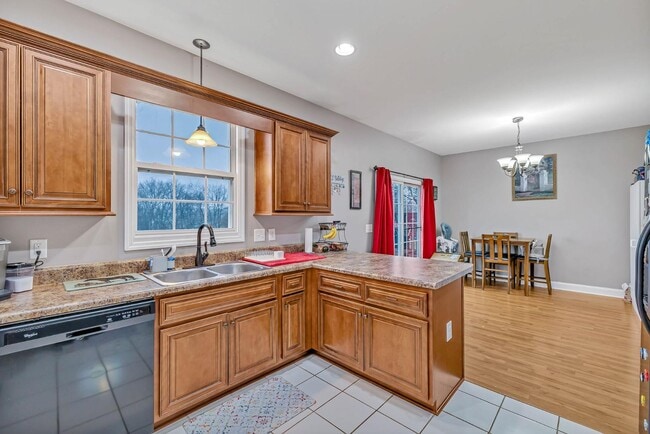 Building Photo - 6015 Hwy 76 E