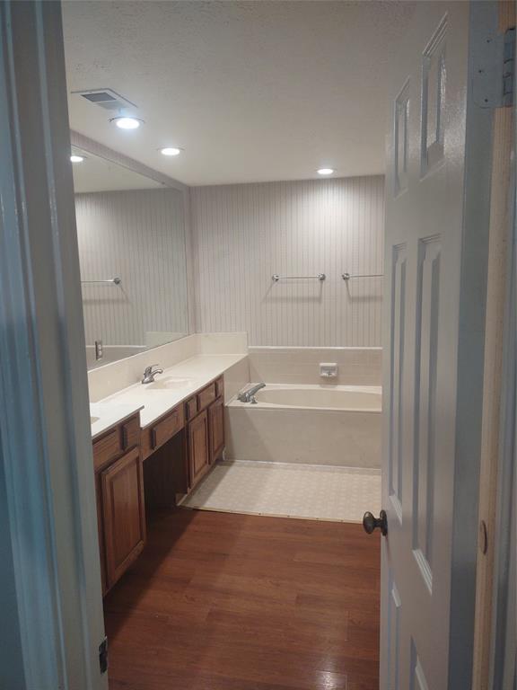 Building Photo - 306 Ivy Glen Ct
