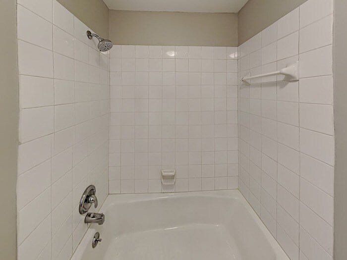 Building Photo - 8878 Carroll Manor Dr