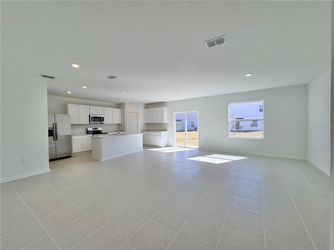 Building Photo - 3670 Hardman Dr