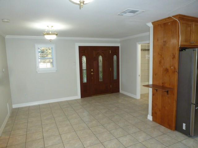 Building Photo - 211-C S Meadowlark St