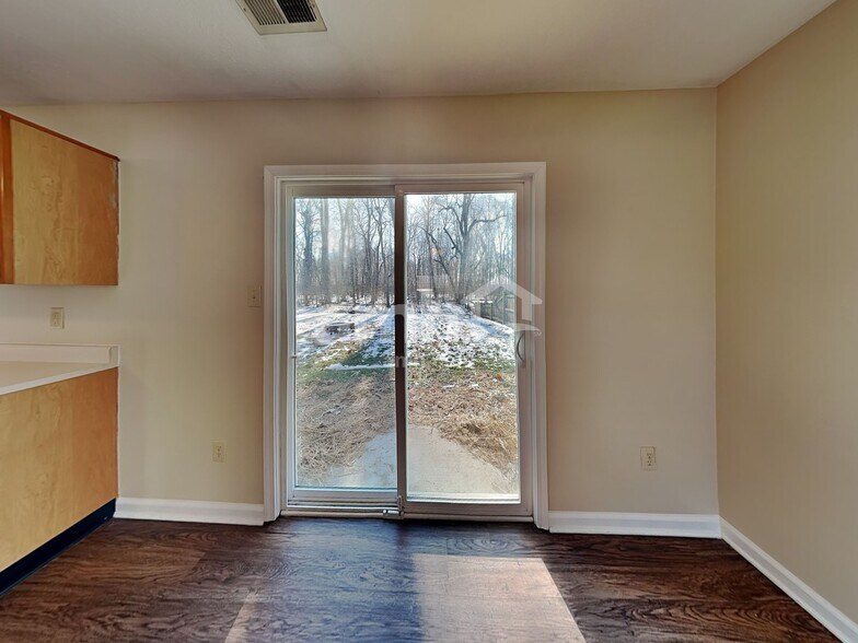 Building Photo - 6585 W Odessa Way